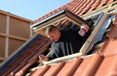 Pose de fenêtres de toit Velux à Villejoubert